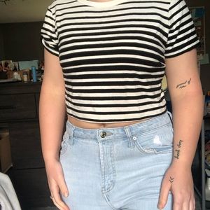 cropped stripe shirt